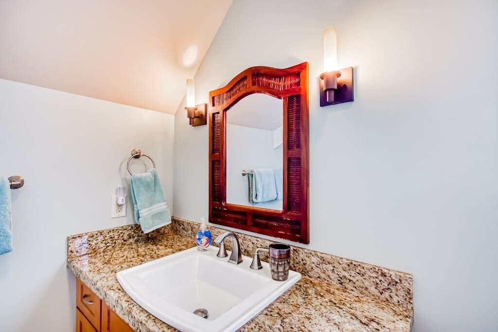 Photo of Bathroom in Kapoho