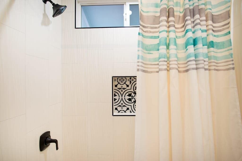 Photo of Bathroom in Ainaloa