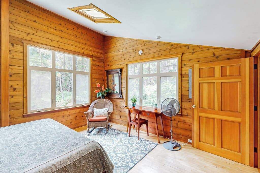 Photo of Bedroom in Volcano