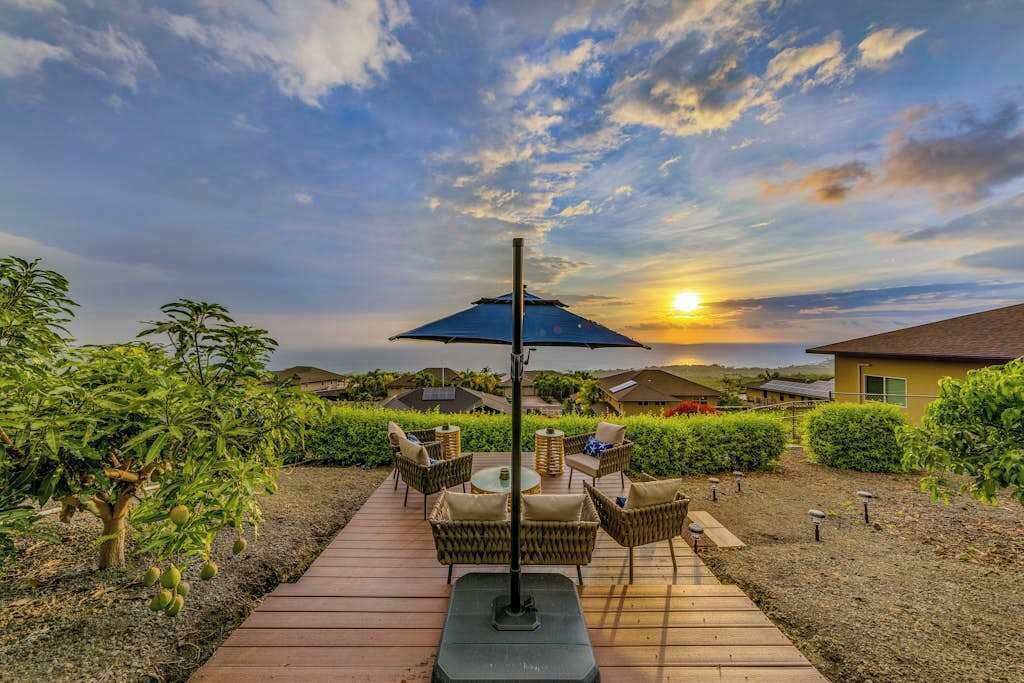 Photo of Patio Balcony in Alii Heights Mauka