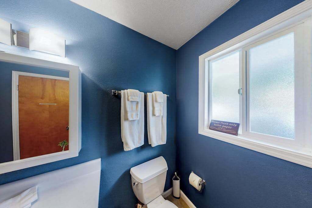 Photo of Bathroom in Keaau
