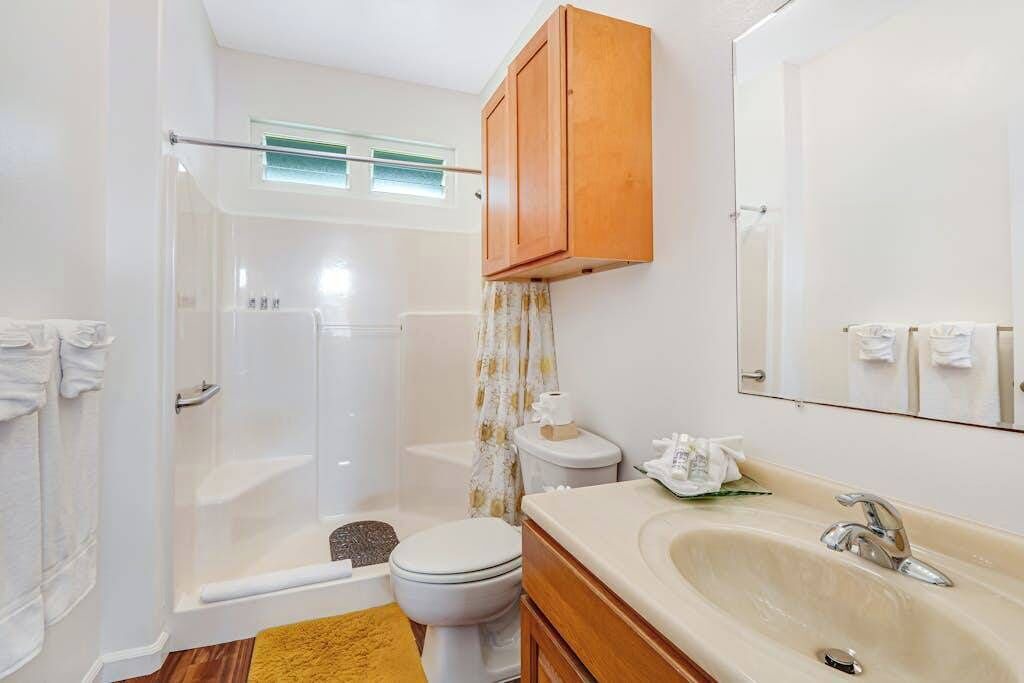 Photo of Bathroom in Keaau