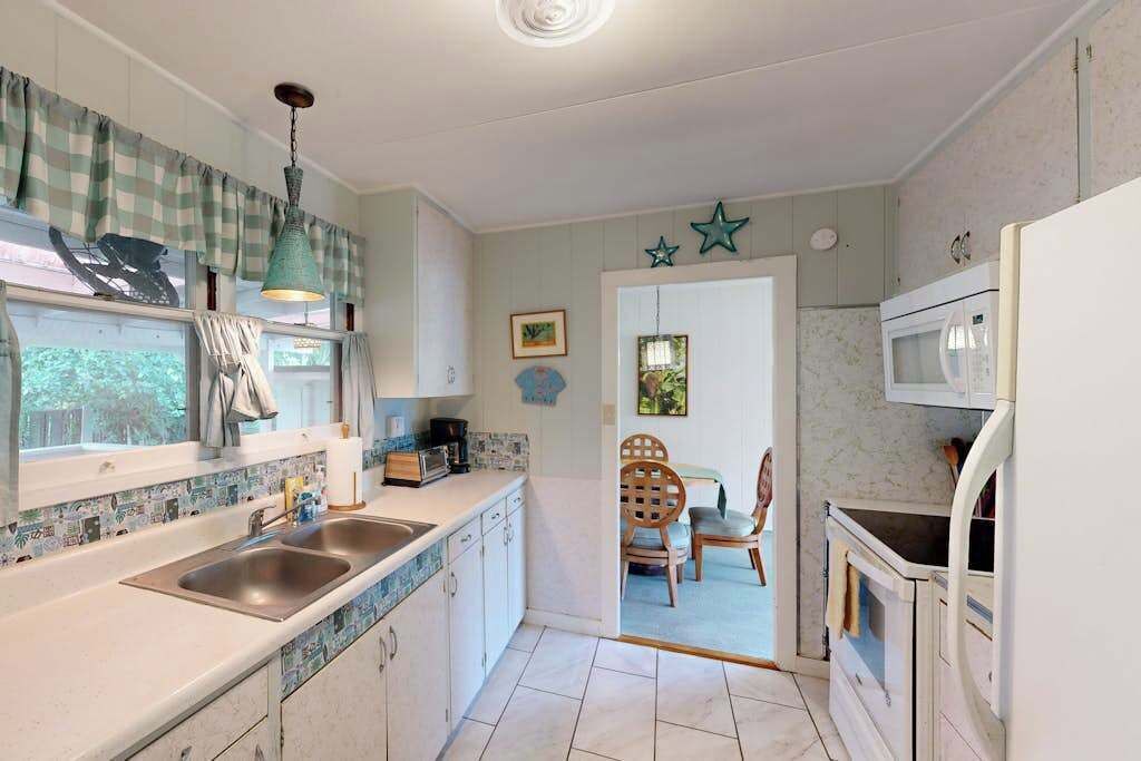 Photo of Kitchen in Haleiwa