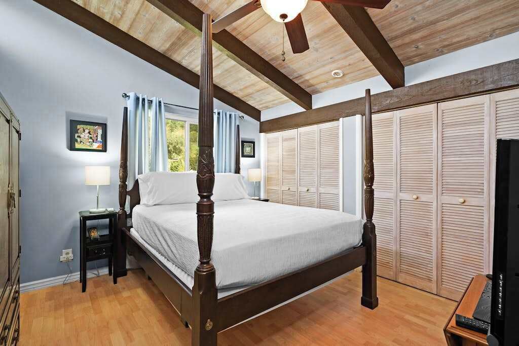 Photo of Bedroom in Hawaii Kai