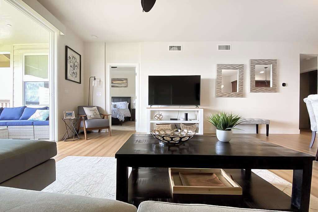 Photo of Livingroom in Poipu