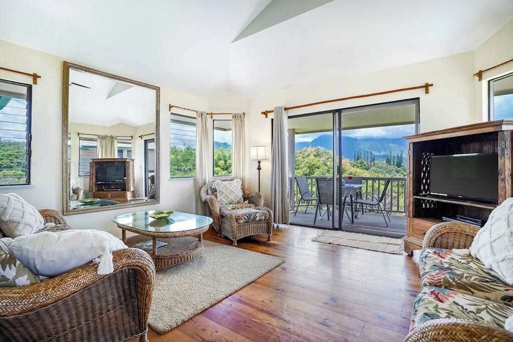 Photo of Livingroom in Princeville