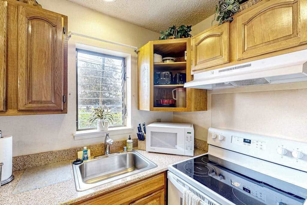 Photo of Kitchen in Nawiliwili