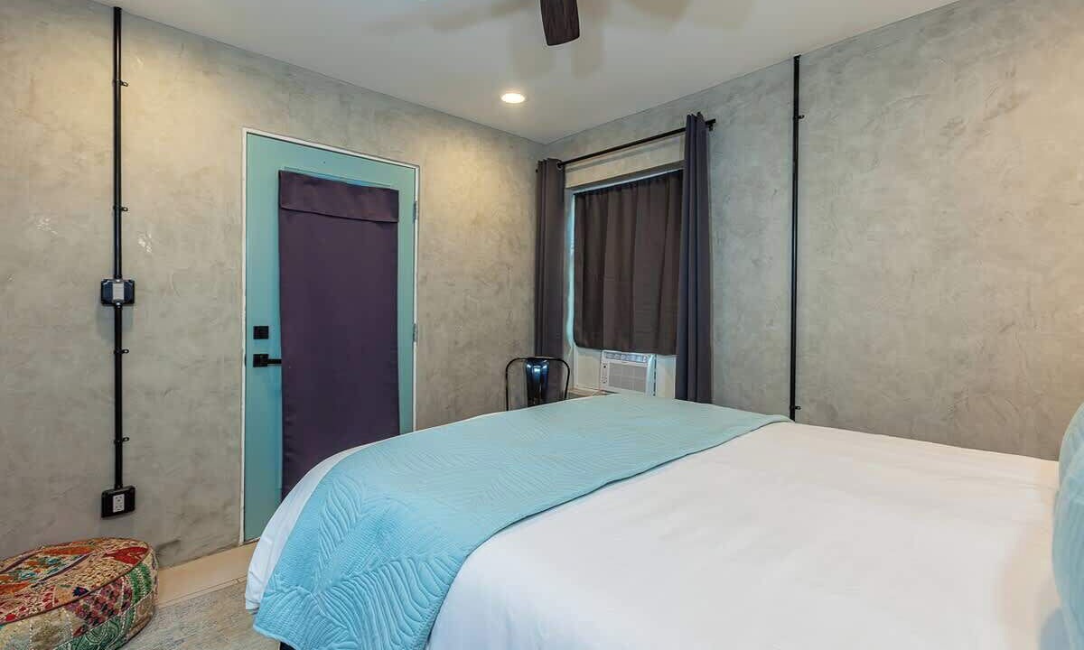 Photo of Bedroom in Wailuku