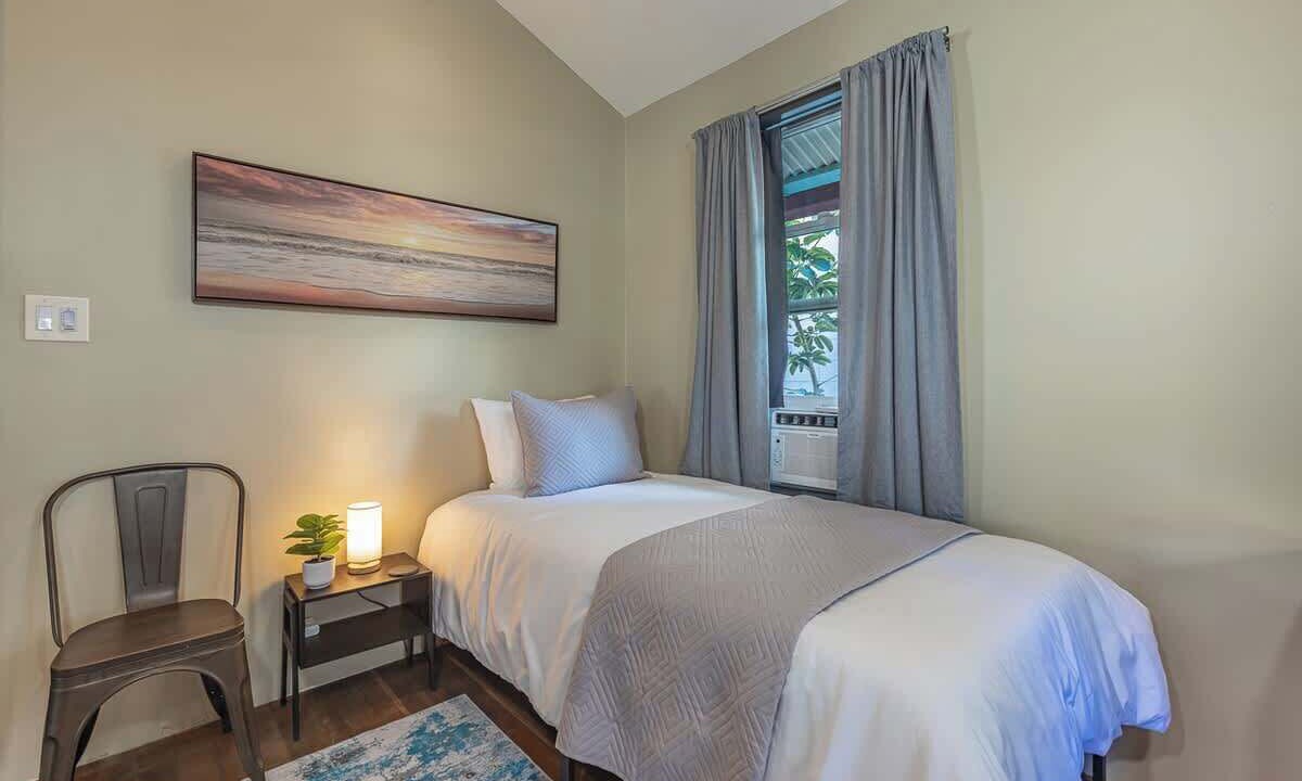 Photo of Bedroom in Wailuku