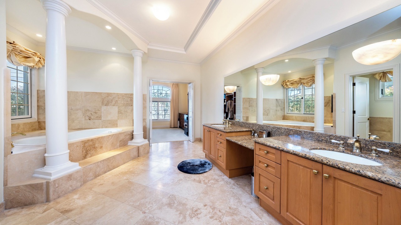 Photo of Bedroom in Kahala
