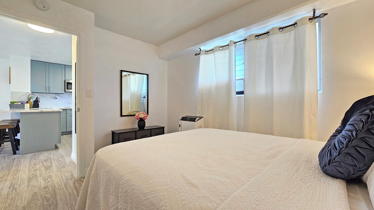 Photo of Bedroom in McCully - Moiliili