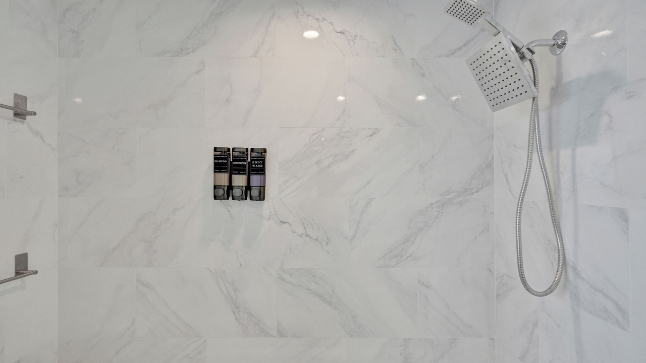 Photo of Bathroom in Colee Hammock