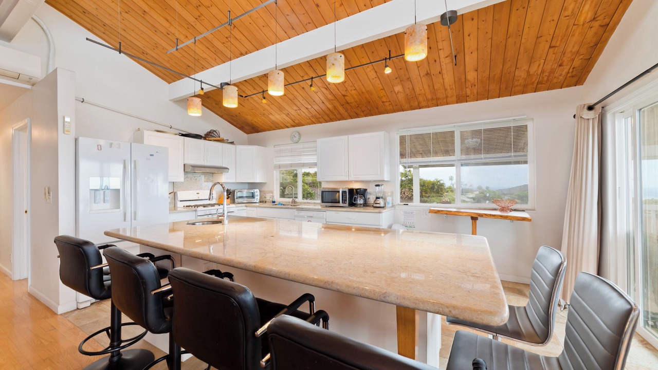 Photo of Kitchen in Kona Palisades