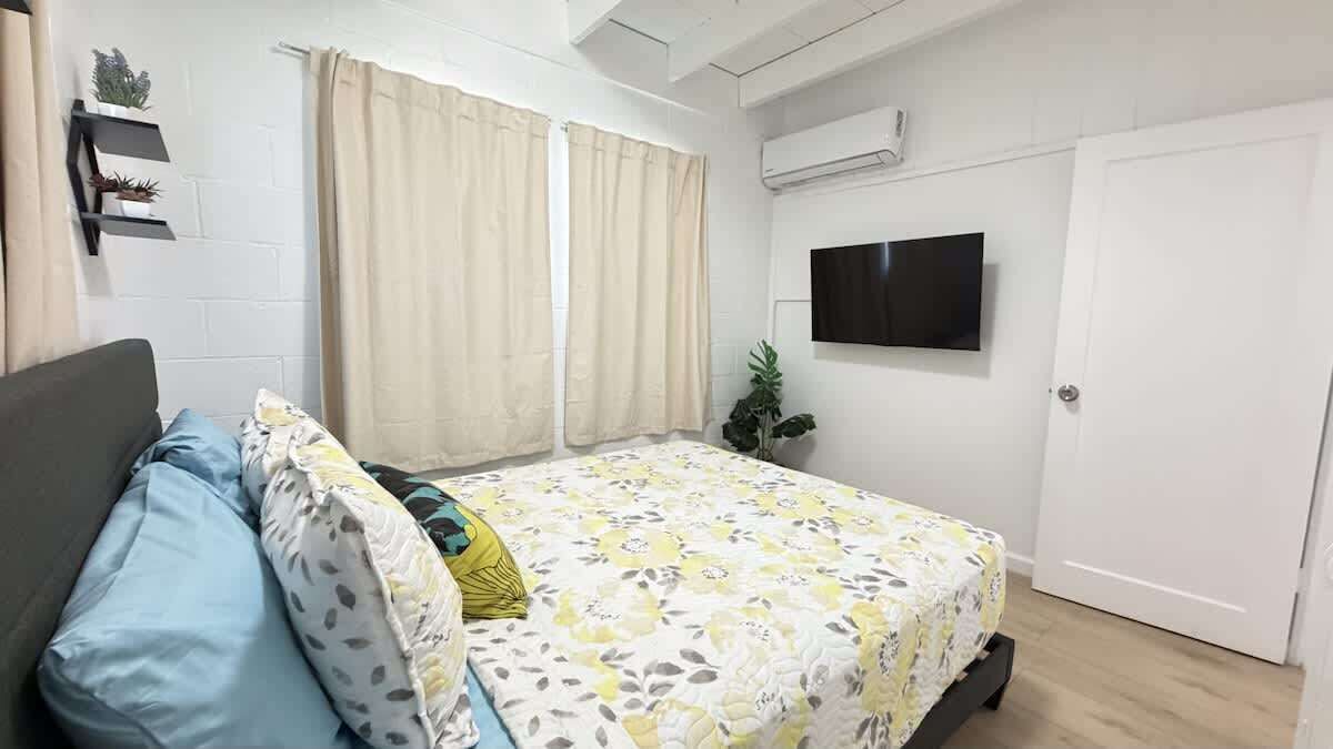 Photo of Bedroom in Ala Moana