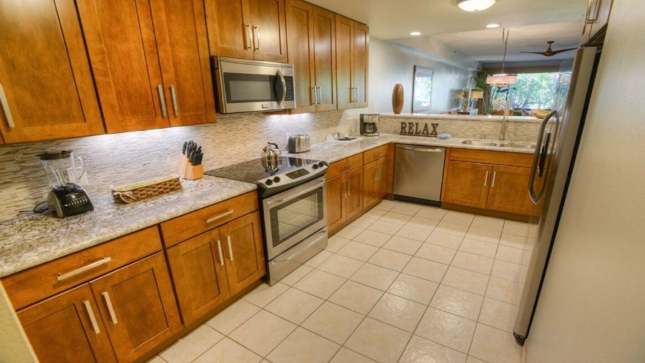 Photo of Kitchen in Kahana