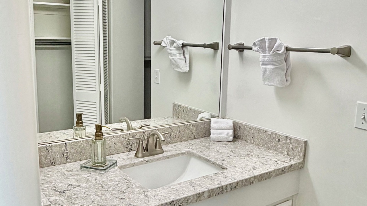 Photo of Bathroom in Hilo