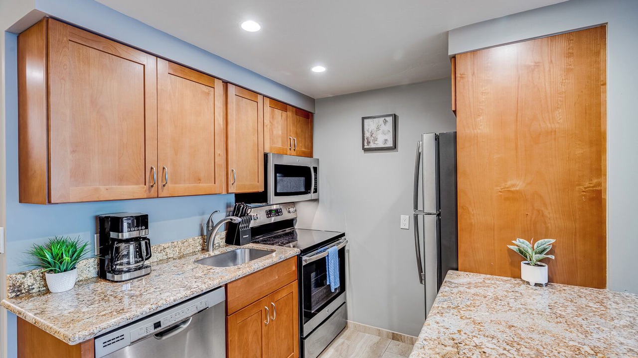 Photo of Kitchen in Historic Lahaina Front Street