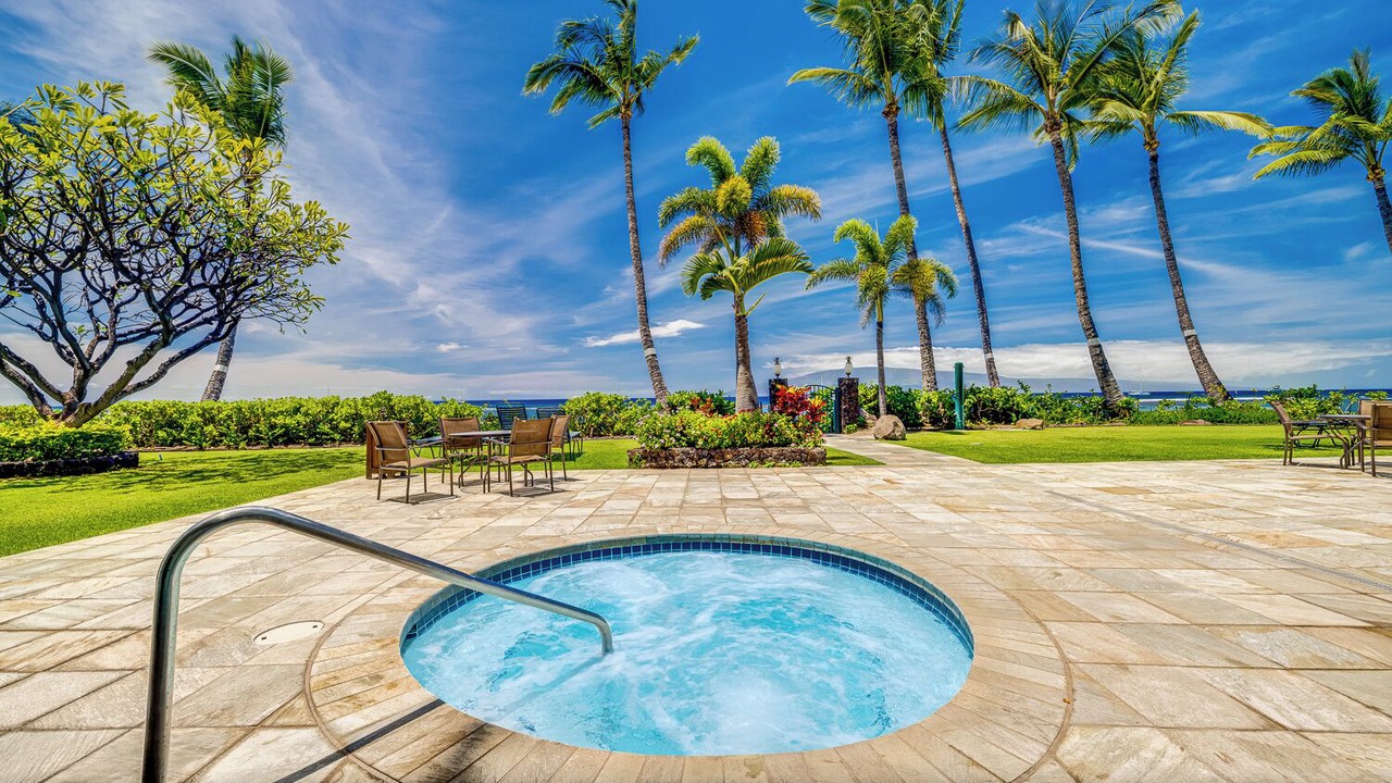 Photo of Outdoor in Historic Lahaina Front Street