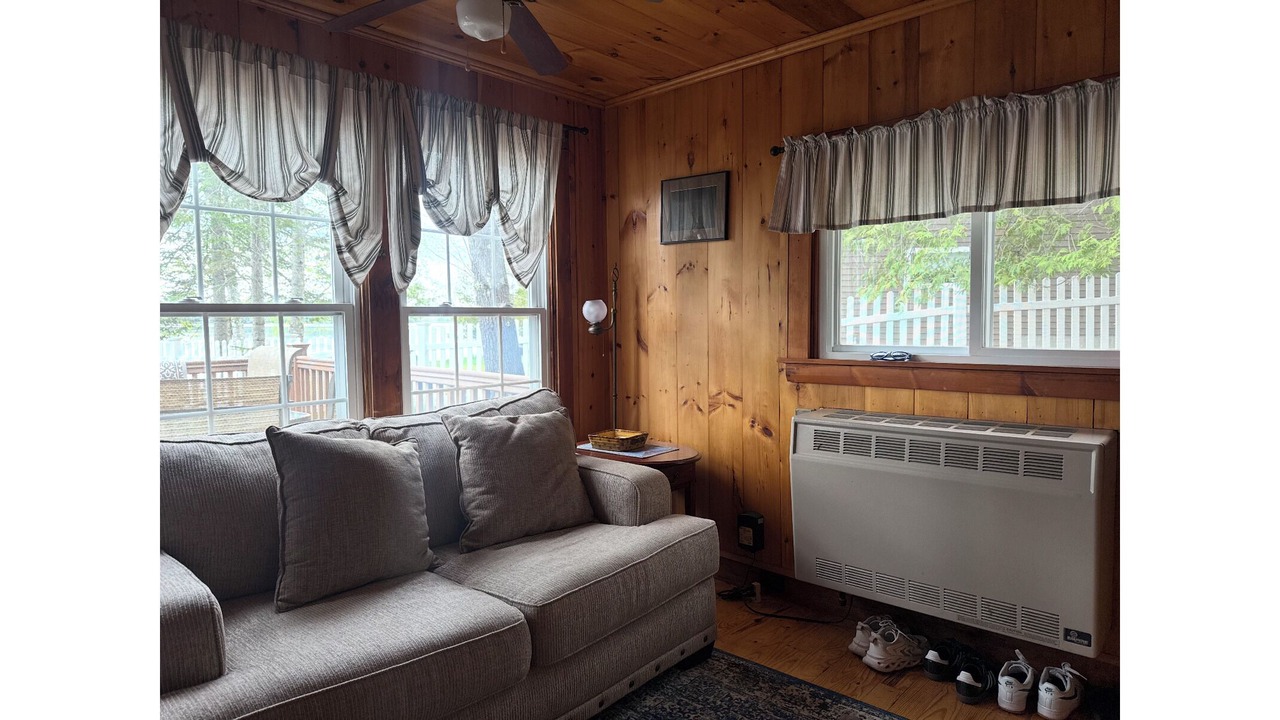 Photo of Livingroom in Madison