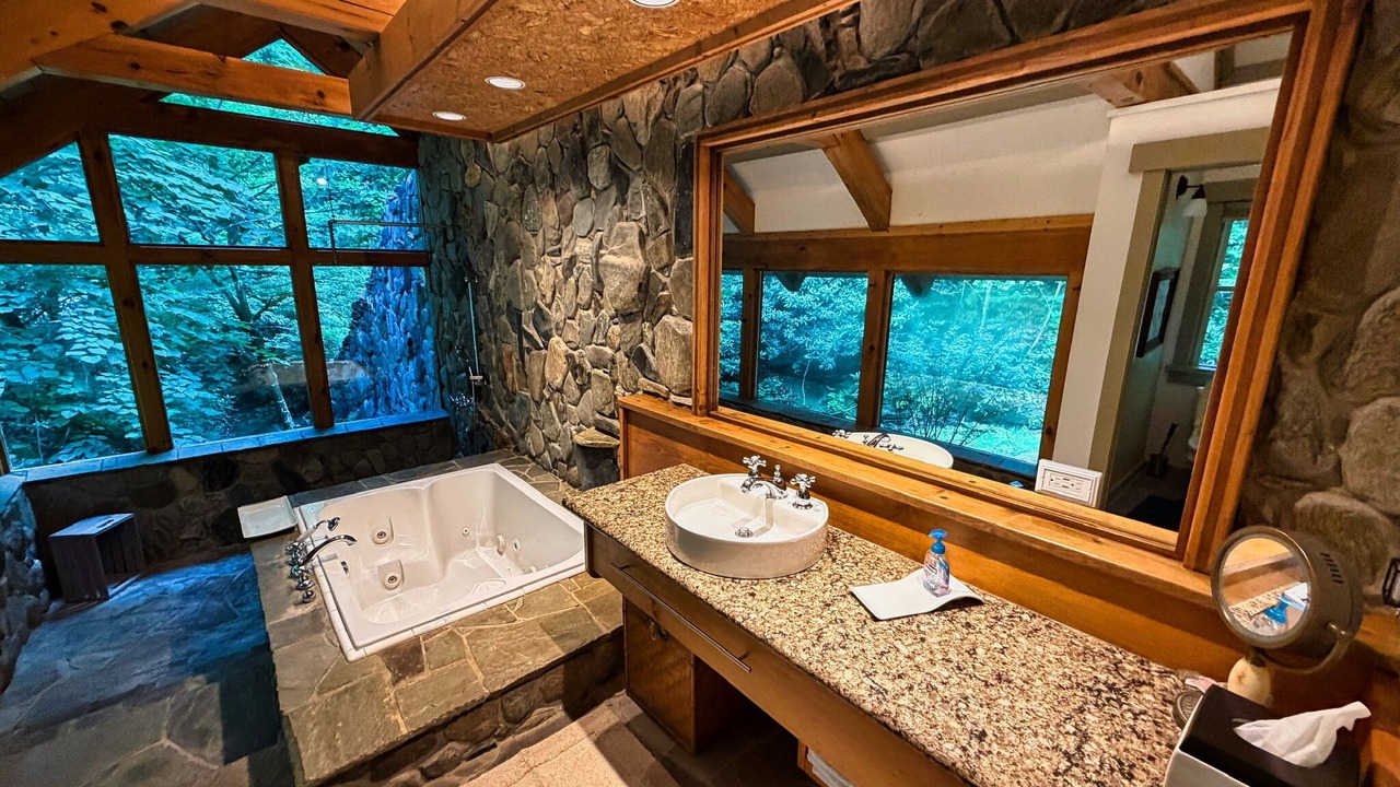 Photo of Bathroom in Ferguson