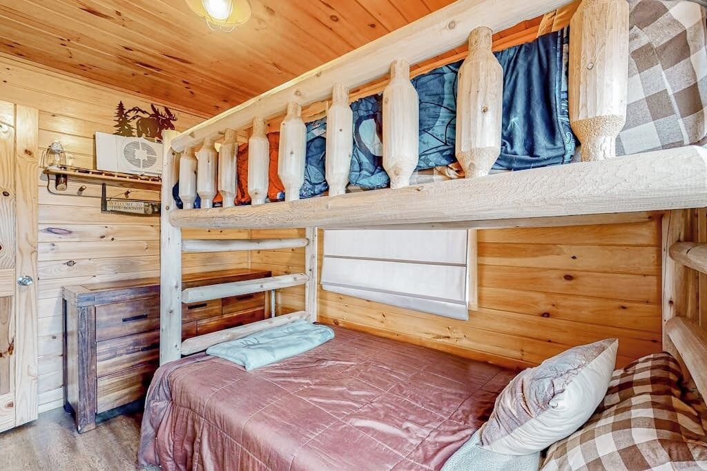 Photo of Bedroom in Greenville Junction