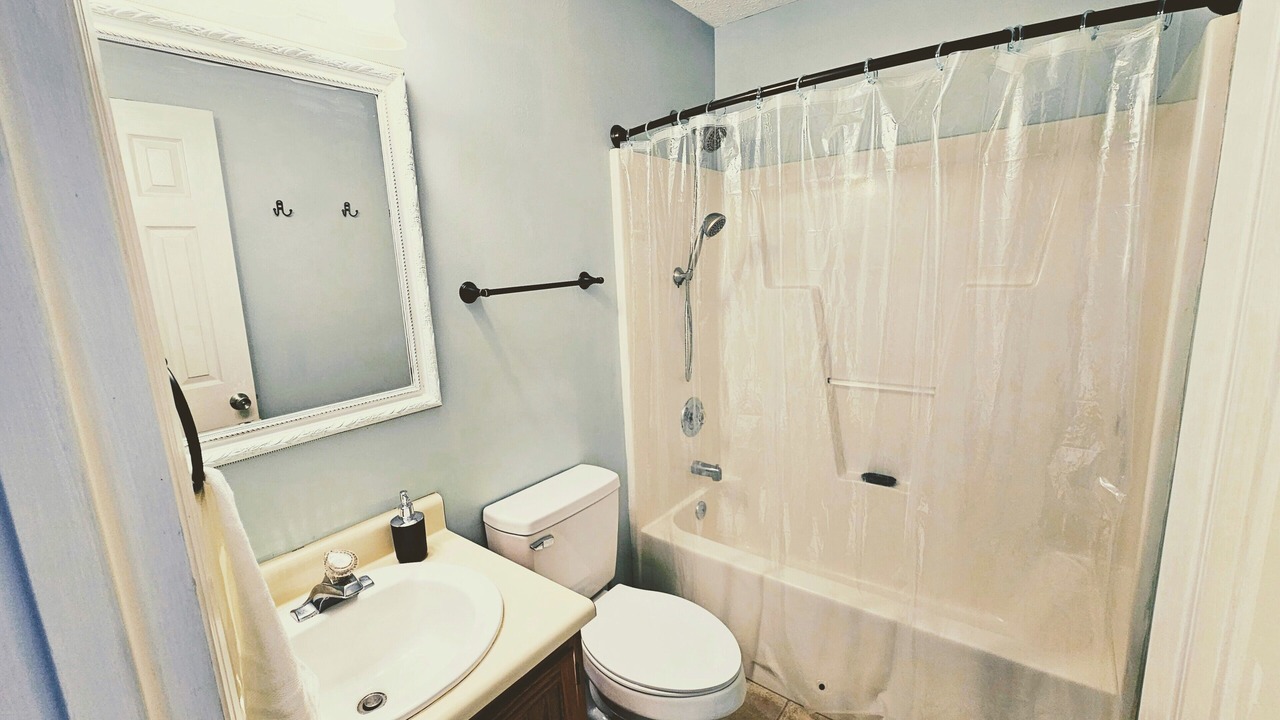 Photo of Bathroom in Murraysville