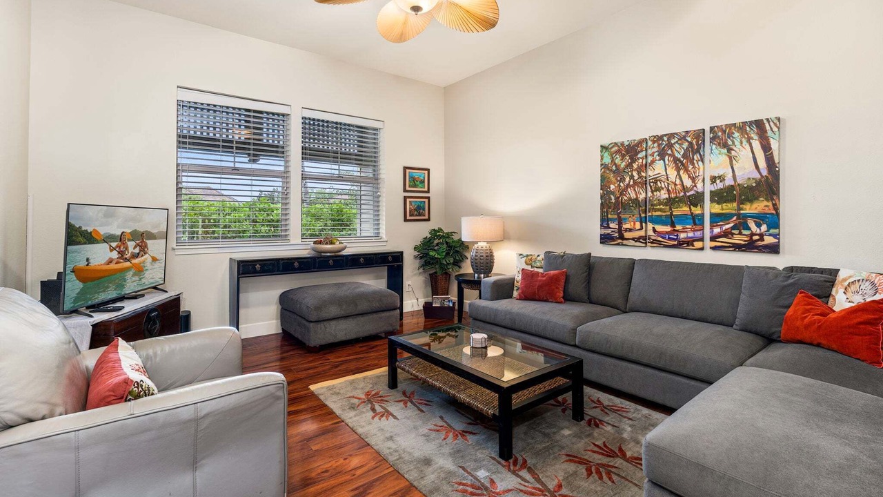 Photo of Livingroom in Kulalani