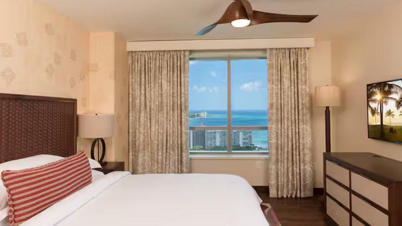 Photo of Bedroom in Waikiki