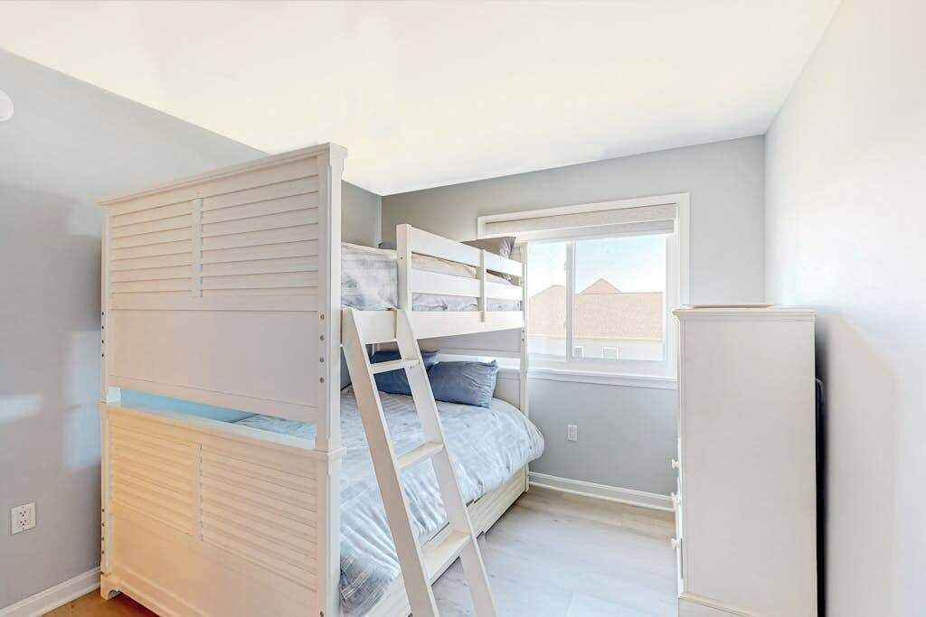Photo of Bedroom in Heron Harbour Isle