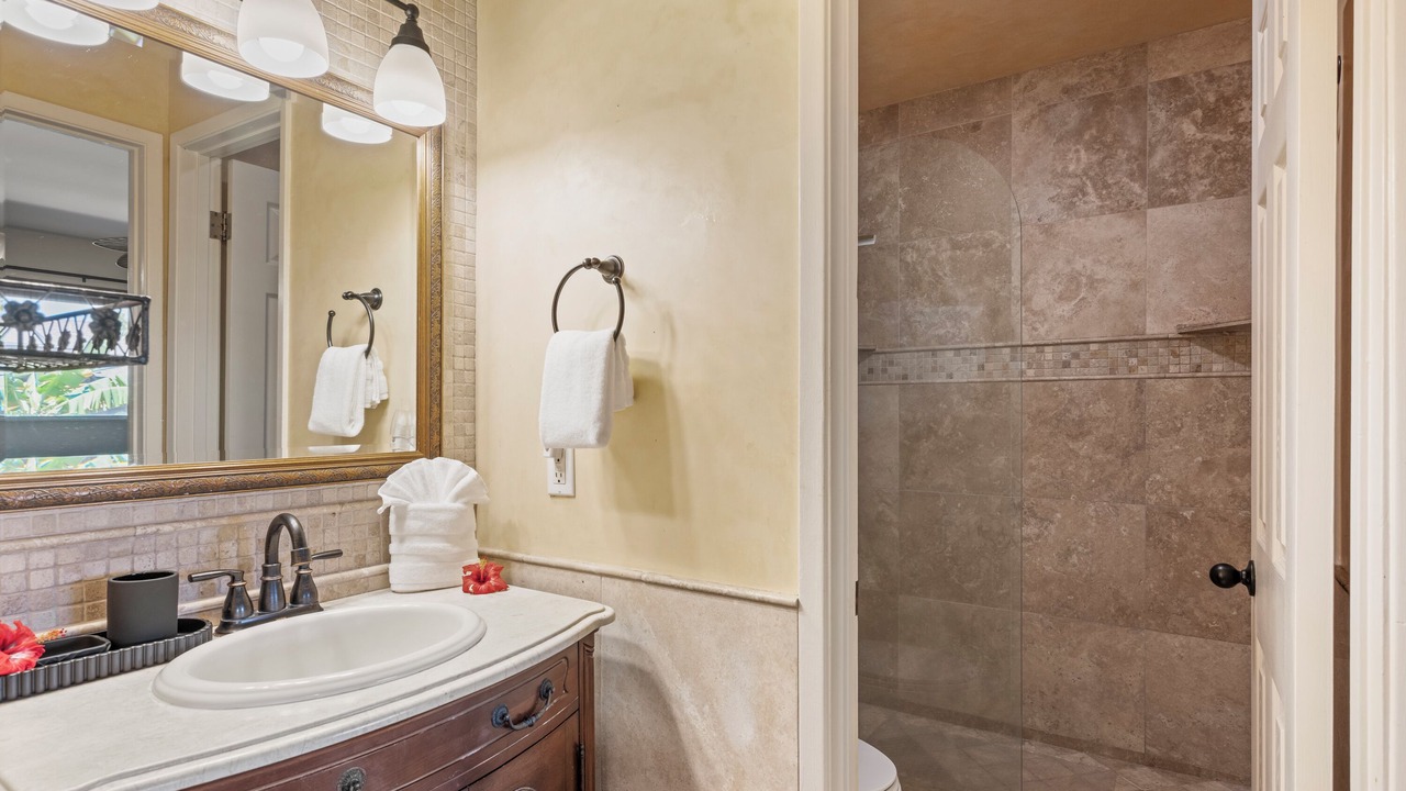 Photo of Bathroom in Kahana
