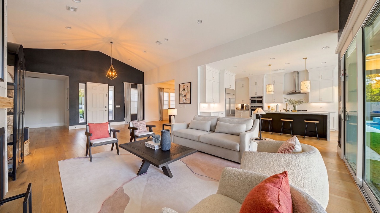 Photo of Bedroom in Arden