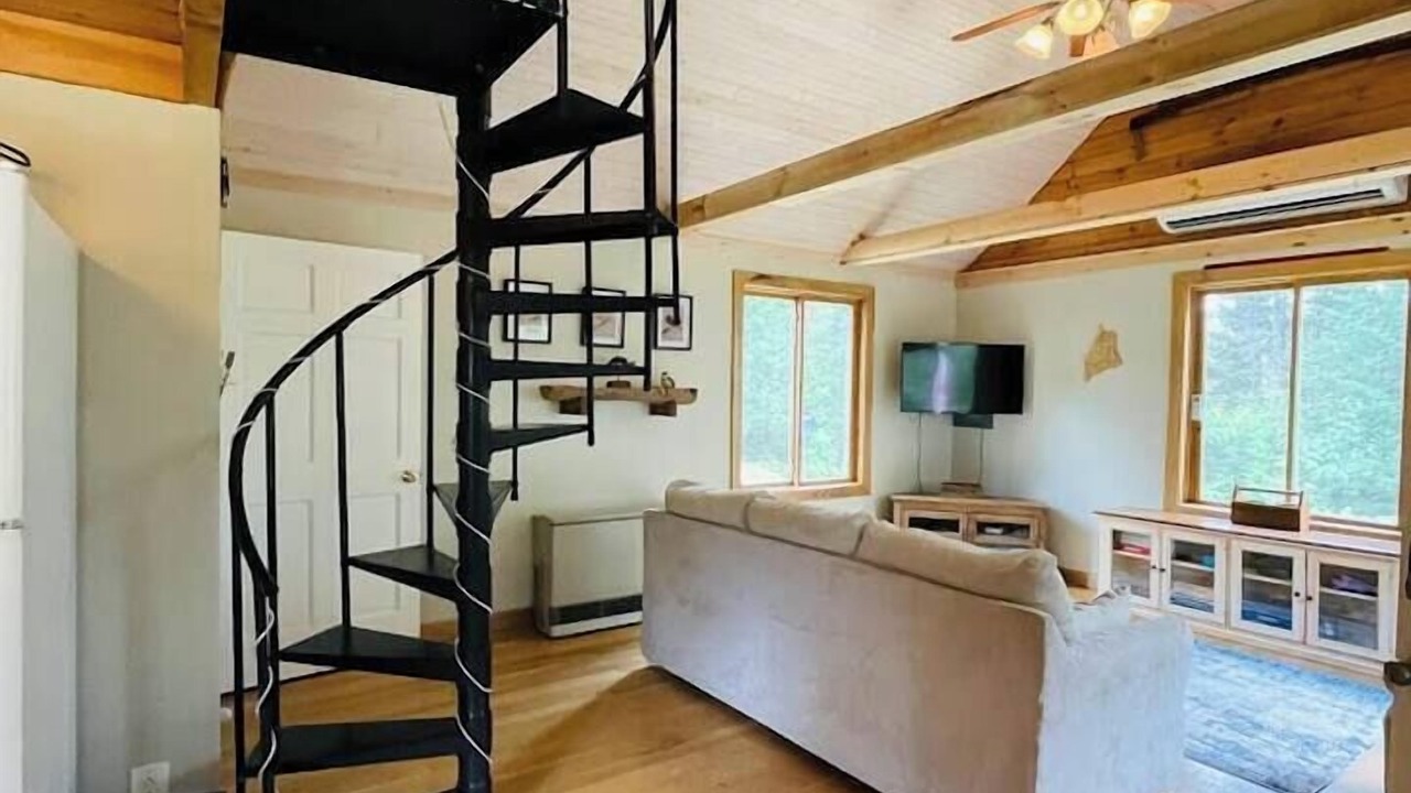 Photo of Bedroom in New Vineyard