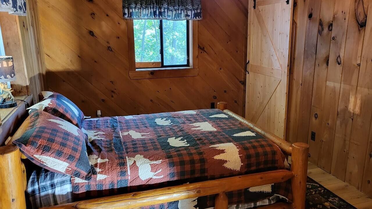 Photo of Bedroom in New Vineyard