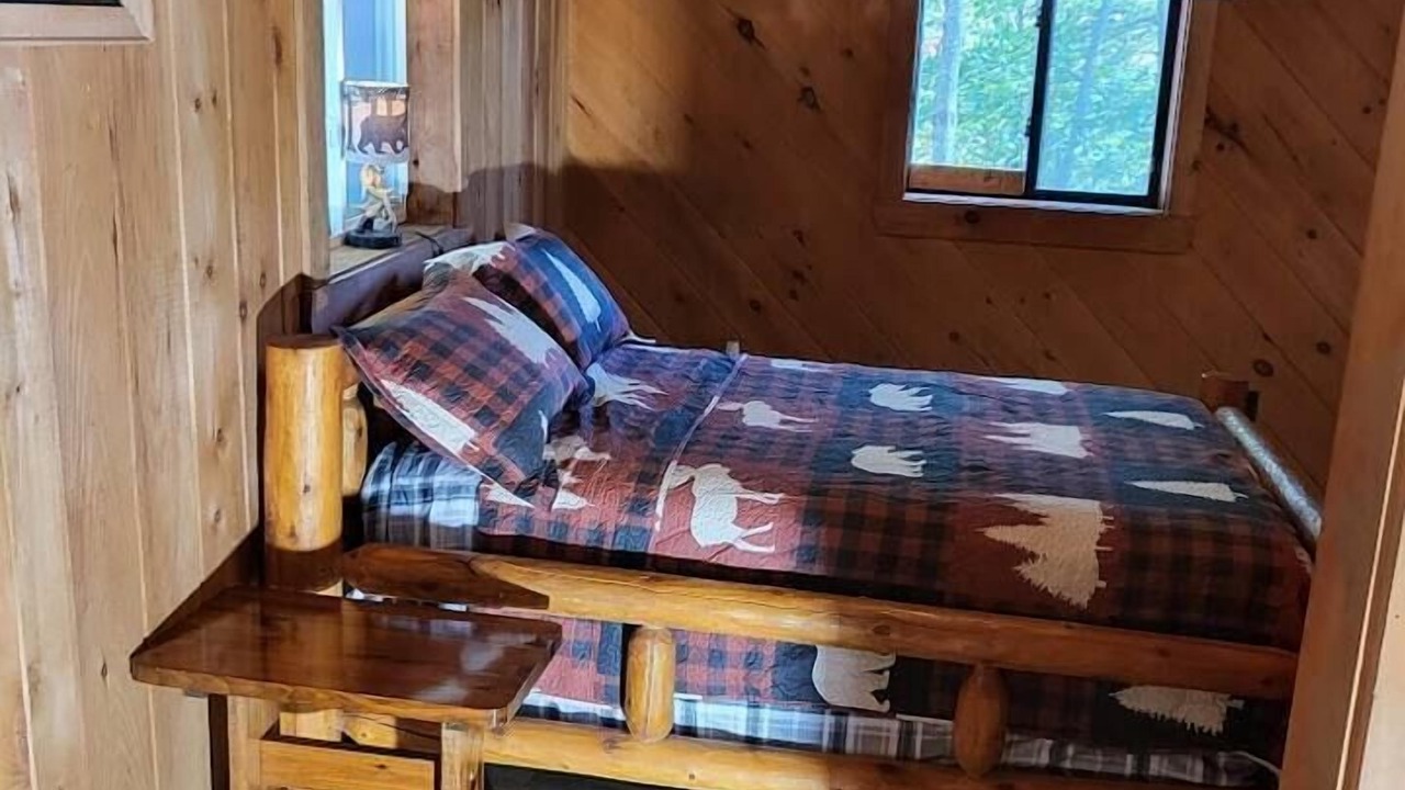 Photo of Bedroom in New Vineyard