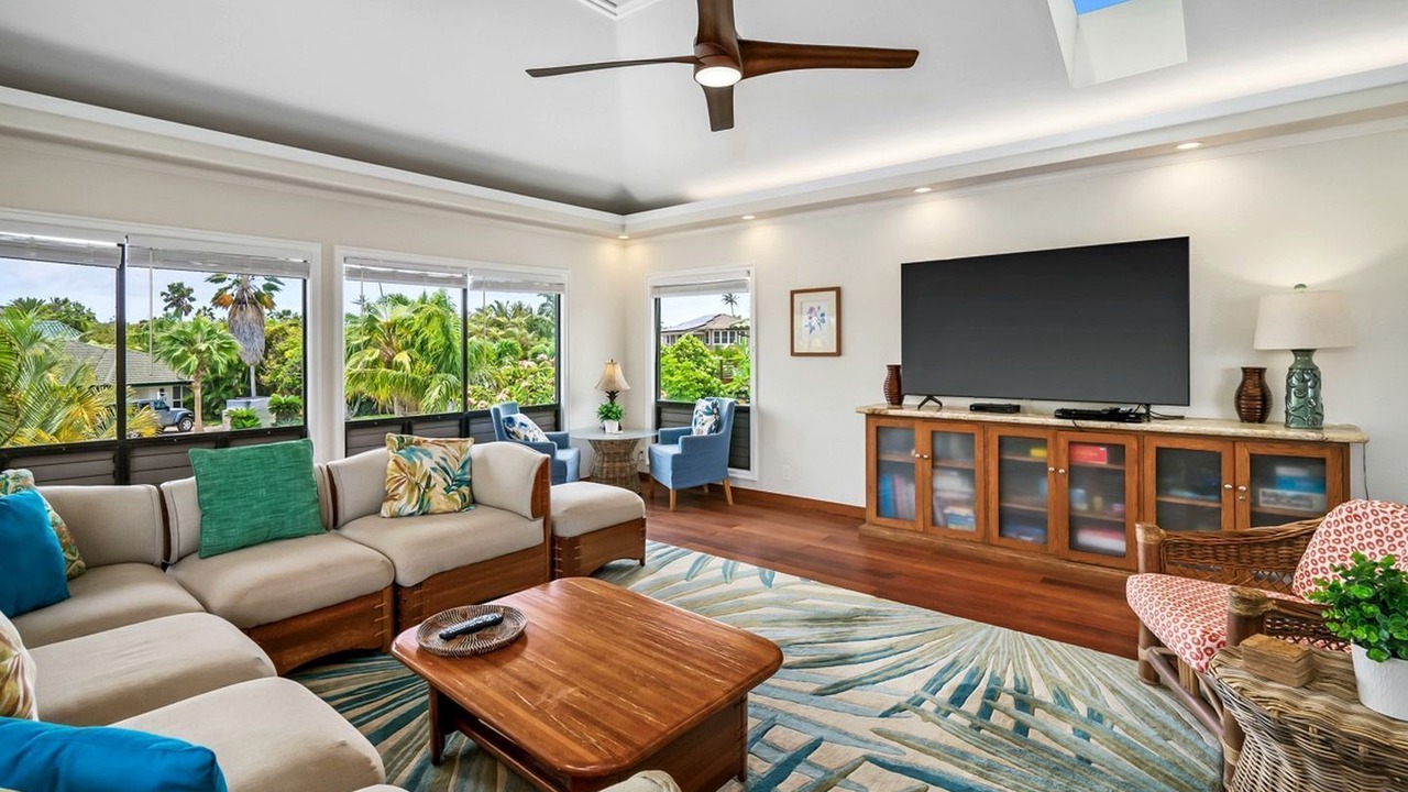 Photo of Livingroom in Bayview