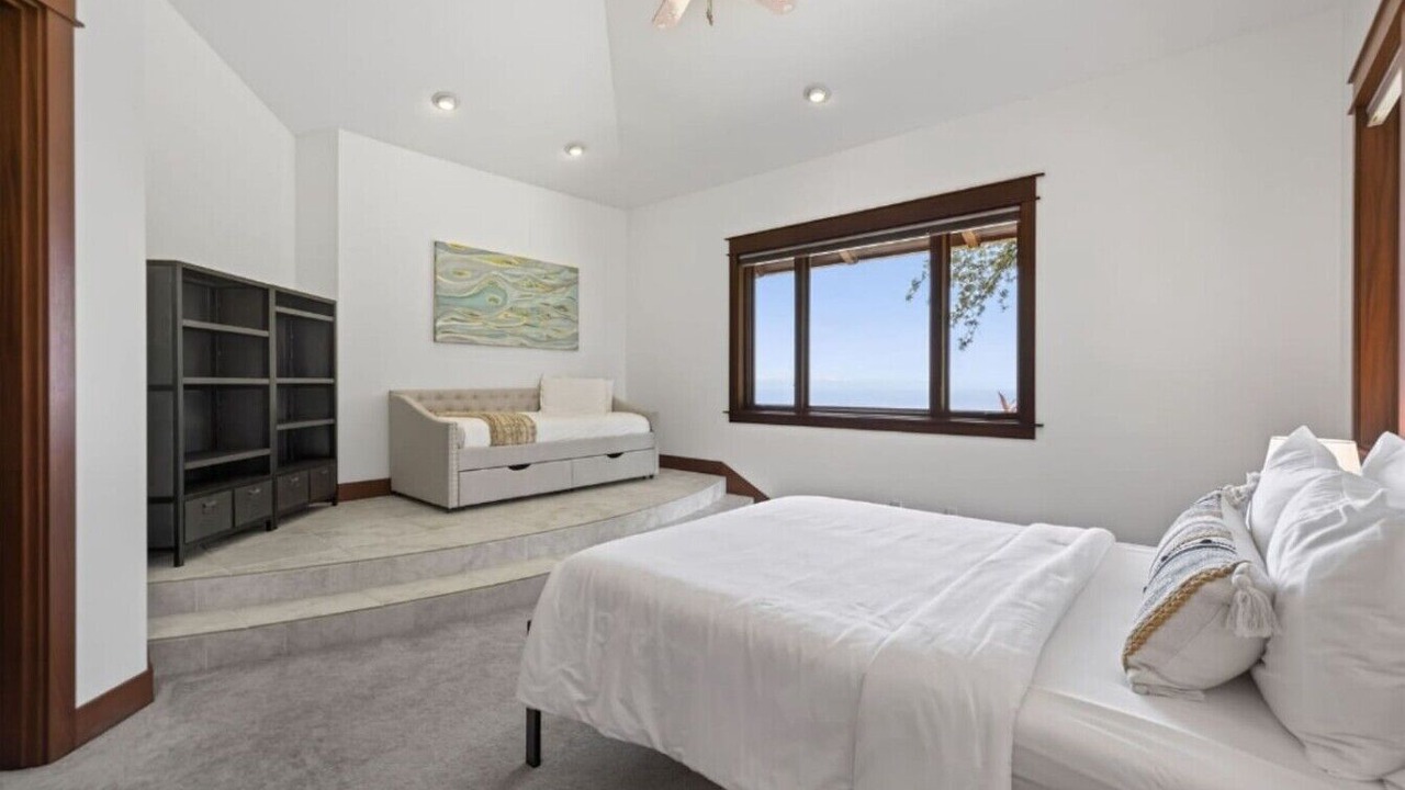 Photo of Bedroom in Historic Kailua Village