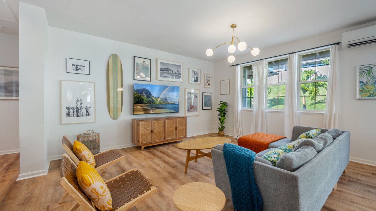 Photo of Bedroom in Makaha Valley
