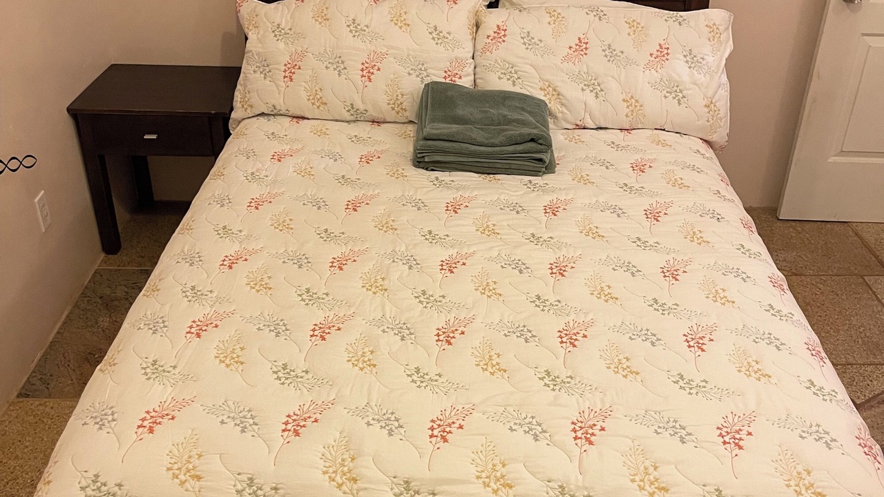 Photo of Bedroom in Waialua