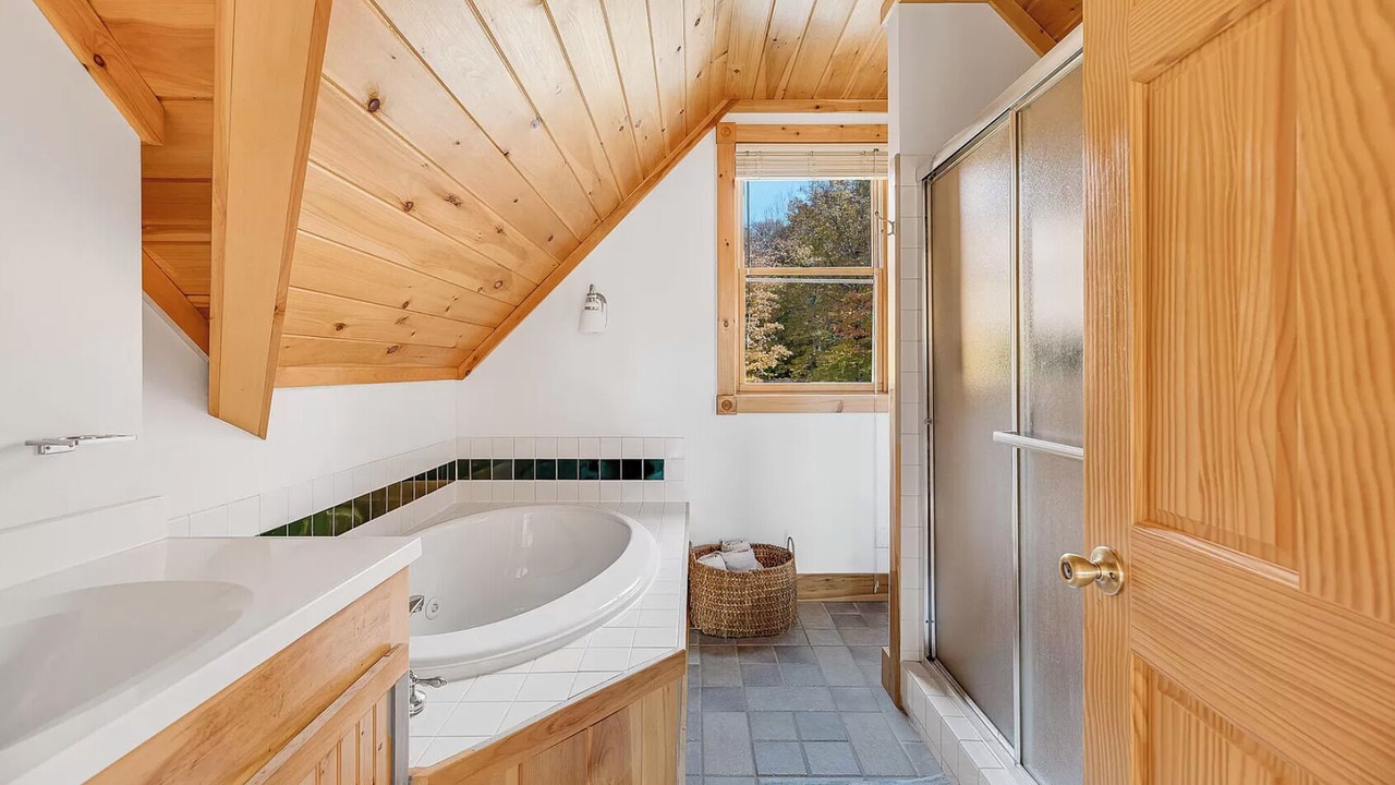 Photo of Bathroom in Carrabassett Valley