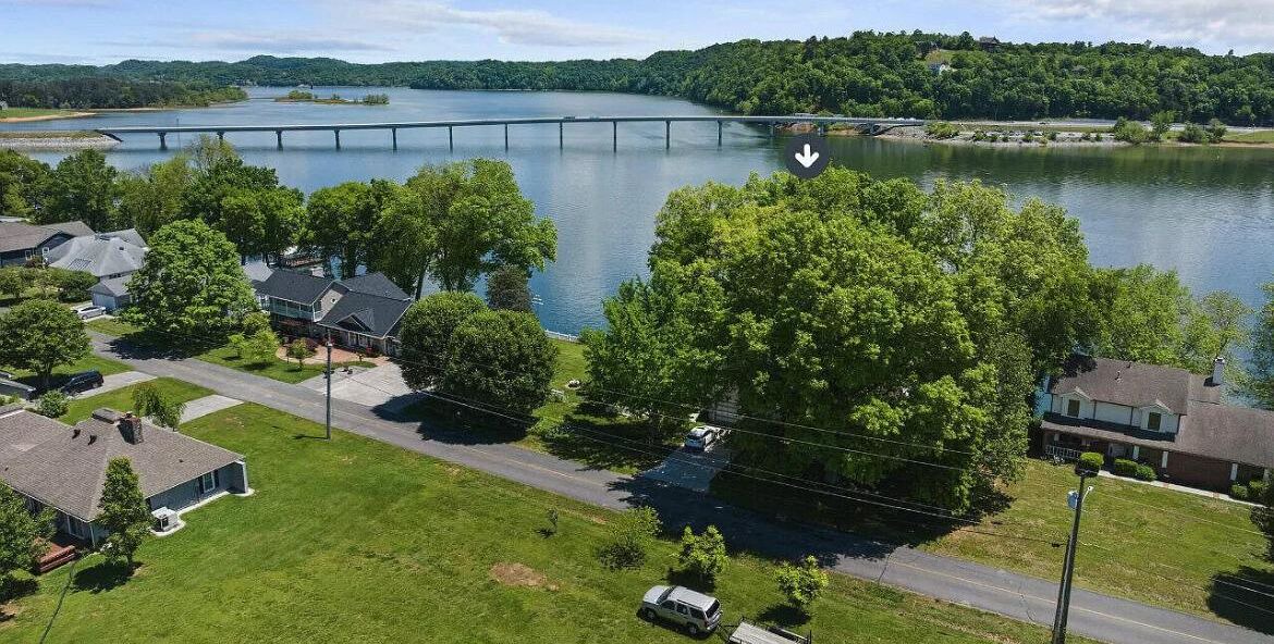 Photo of Outdoor in Baneberry