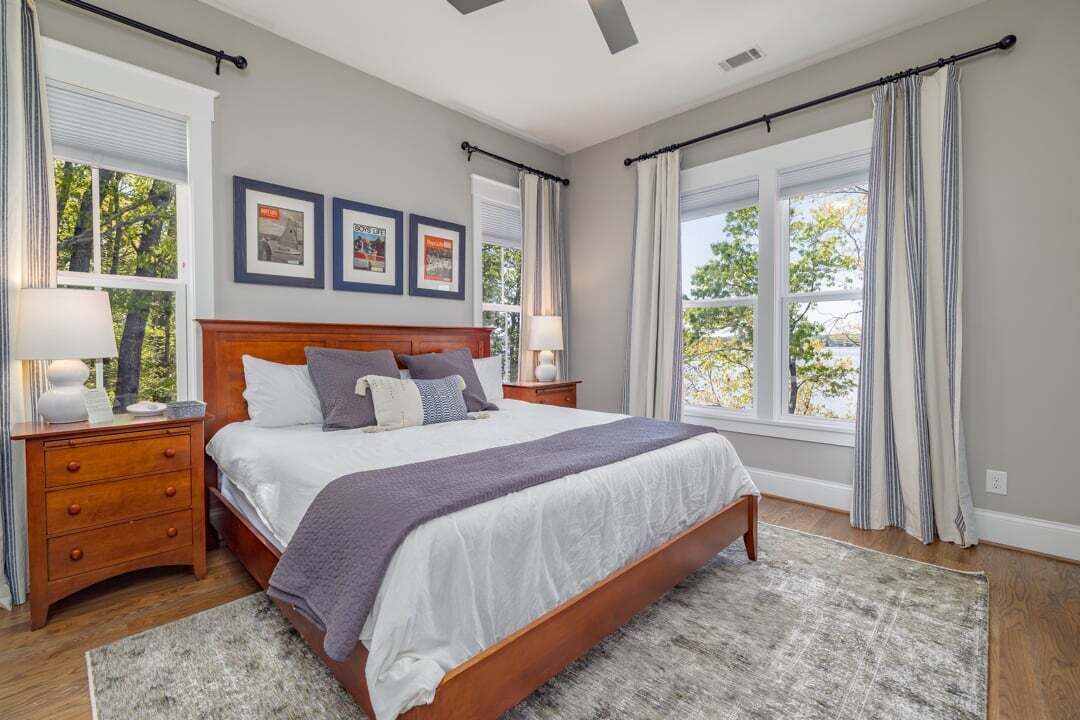 Photo of Bedroom in Wise