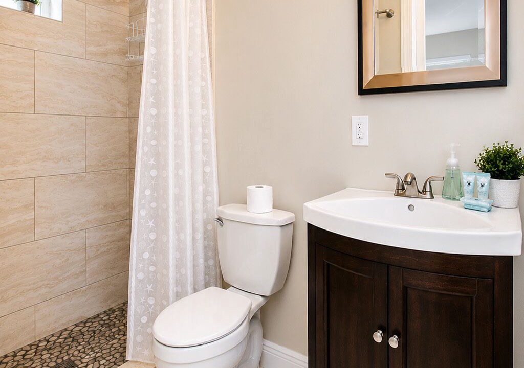 Photo of Bathroom in South Lake