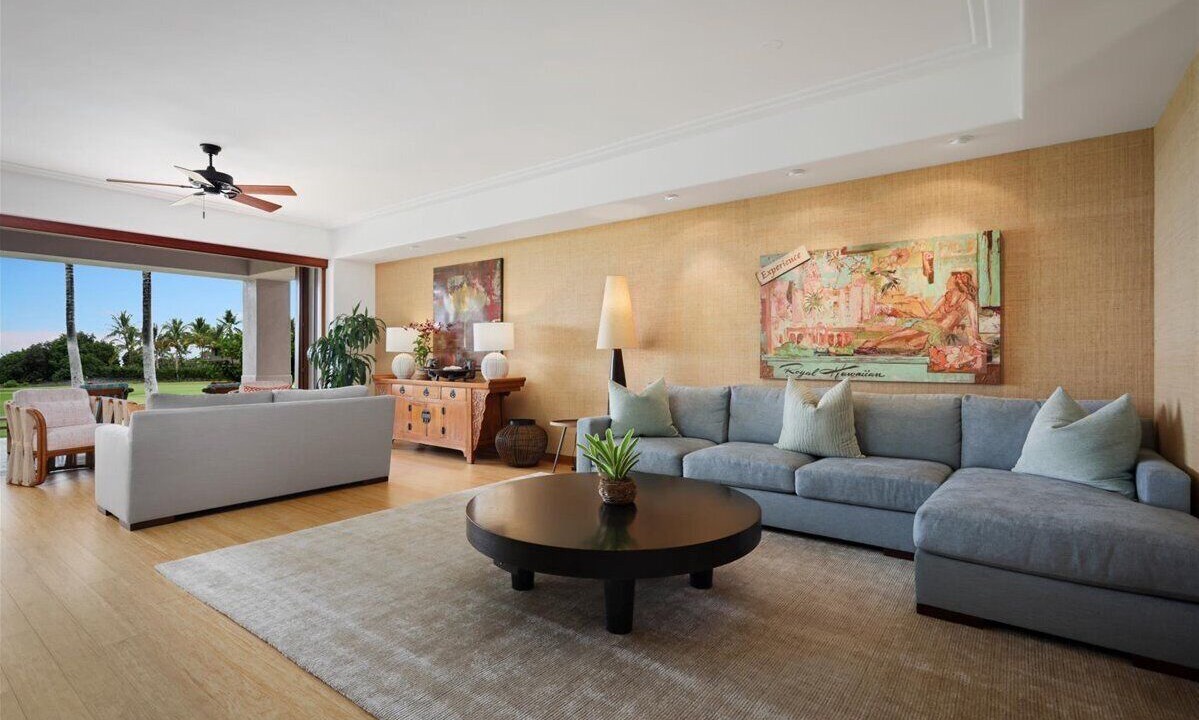 Photo of Livingroom in Kaupulehu