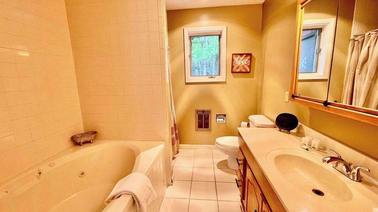 Photo of Bathroom in Charter Hills
