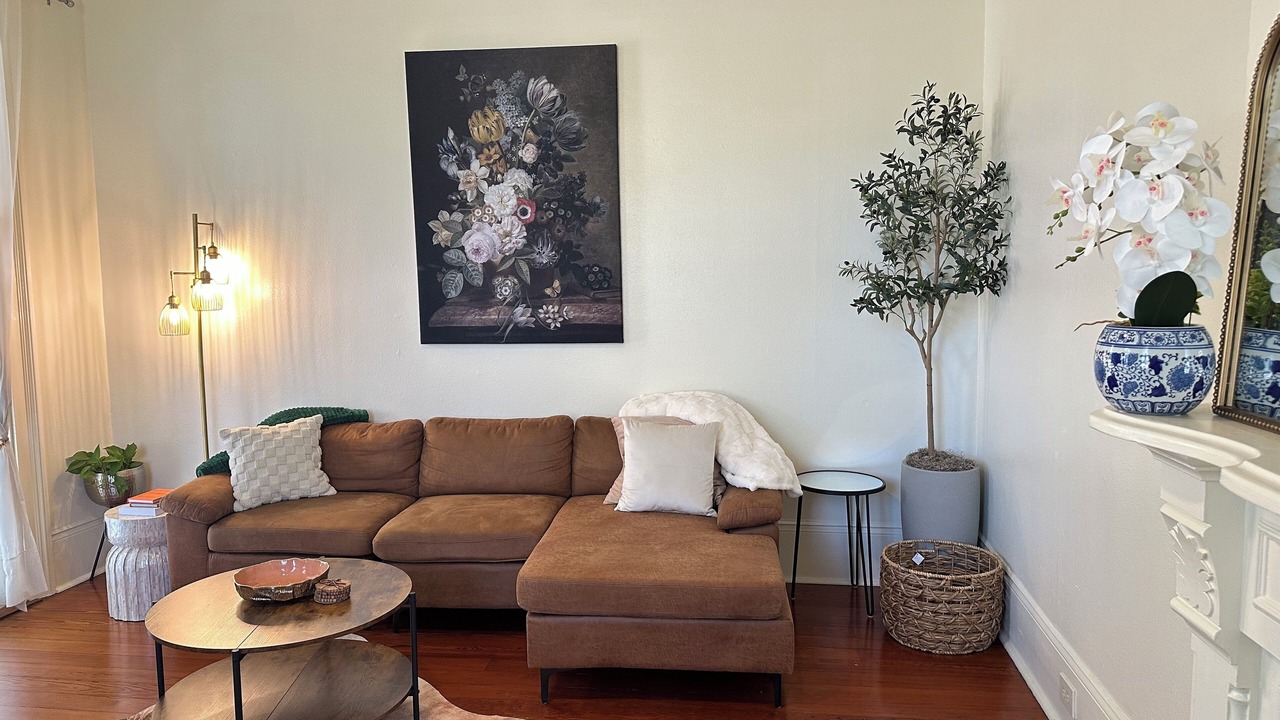 Photo of Livingroom in West Riverside