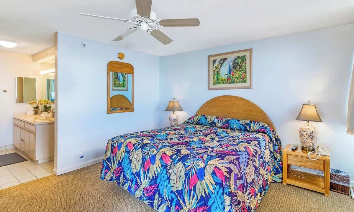 Photo of Bathroom in Kahana