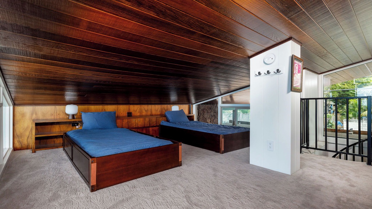 Photo of Bedroom in Kahaluu Bay