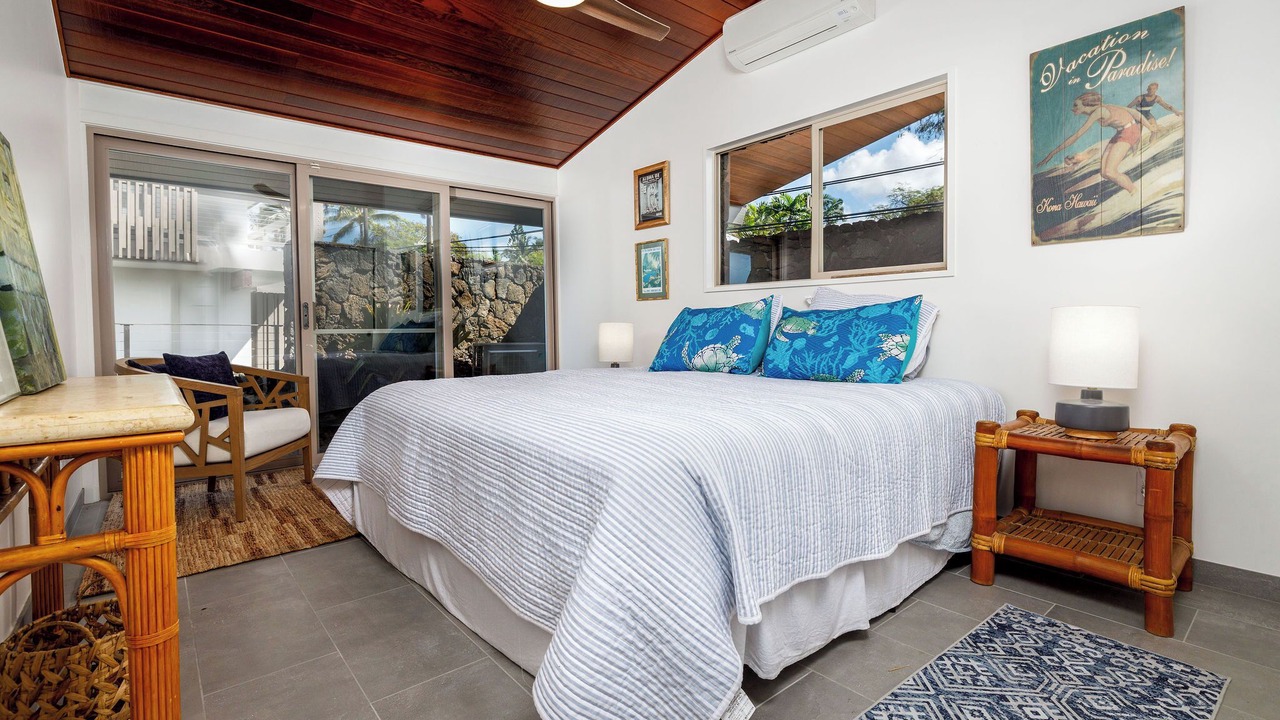 Photo of Bedroom in Kahaluu Bay