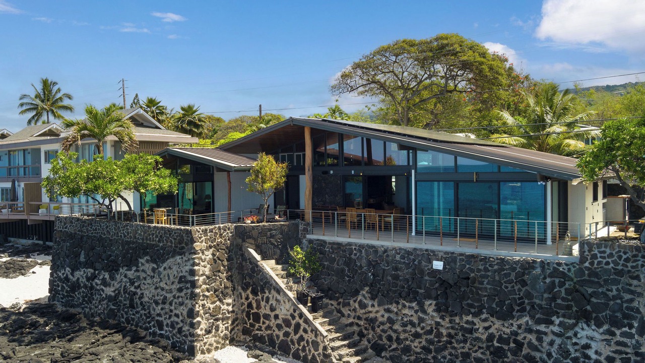 Photo of Outdoor in Kahaluu Bay