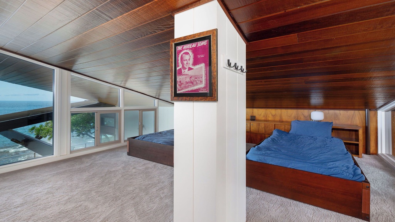 Photo of Bedroom in Kahaluu Bay